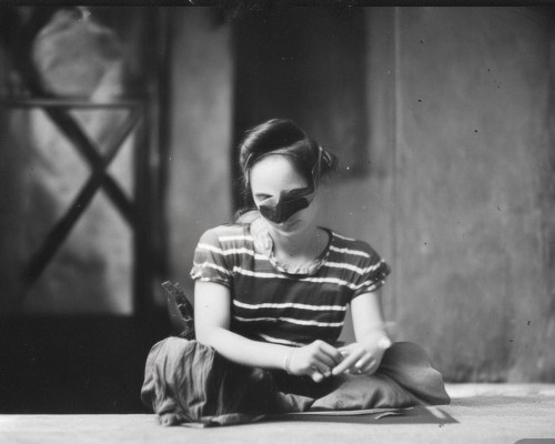 好，我现在需要帮用户写一篇关于鼻整形的文章。用户是上海鼻整形医生，所以文章需要专业且详细。首先，我得确定文章的结构，可能包括鼻整形的概述、手术方法、恢复期、注意事项以及选择医生的重要性