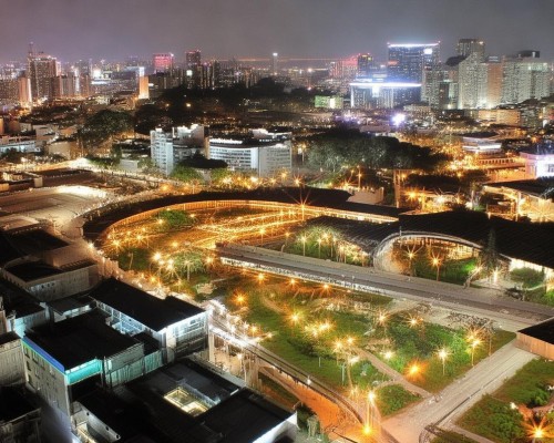 好，我现在需要帮用户写一篇关于鼻综合的文章。用户是上海鼻整形医生，所以文章需要专业且详细。首先，我得理解鼻综合这个词的含义，它应该指的是鼻部整形手术，可能包括鼻梁、鼻尖、鼻翼等多方面的调整，上海鼻整形医生推荐，精细鼻综合手术，塑造完美鼻部