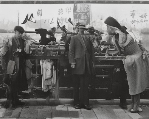 好，我现在需要帮用户写一篇关于肋骨鼻的文章。用户是上海鼻整形医生，所以文章需要专业且详细。首先，我得理解肋骨鼻是什么，它和传统鼻整形有什么不同，肋骨鼻整形，一种自然与稳定的鼻部美学解决方案