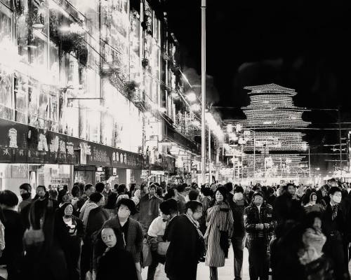 好，我现在需要帮用户写一篇关于鼻修复的文章。用户是上海鼻整形医生，所以文章需要专业且详细。首先，我得确定文章的结构，可能包括概述、手术过程、恢复方法、注意事项和案例分析，上海鼻整形，精细与个性化，让鼻型更自然