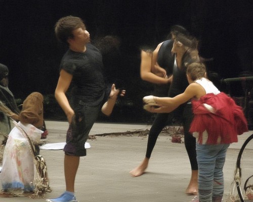 好，我现在需要帮用户写一篇关于鼻修复的文章。用户是上海鼻整形医生，所以文章需要专业且详细。首先，我得确定文章的结构，可能包括概述、手术过程、恢复期、注意事项和案例分析，精准鼻修复，上海鼻整形医生的专业选择